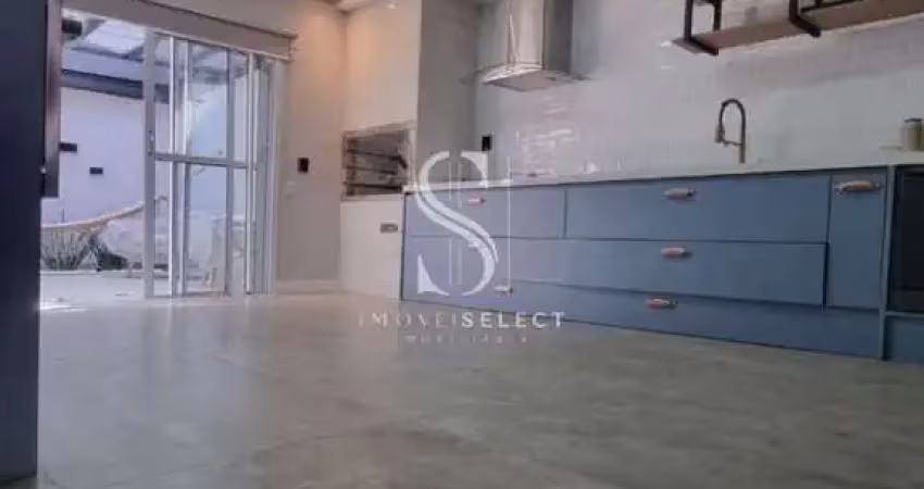 Saude - casa assobradada em de 130m² com 3 quartos, 3 suites, quintal e 2 vagas á venda