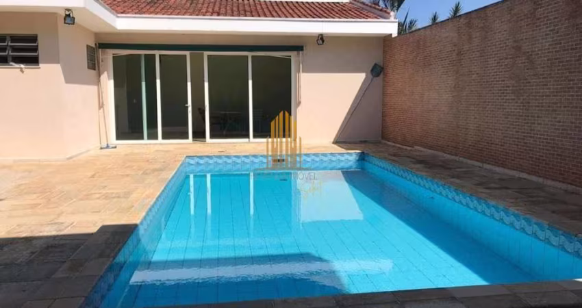 BROOKLIN PAULISTA - CASA DE 700m² COM 4 QUARTOS SUITES 5 BANHEIROS, PISCINA E 4 VAGAS.