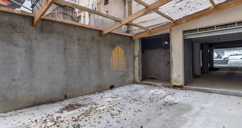 Vila Buarque - SP, Loja e Sobreloja de 235m² em vão livre com escritório.