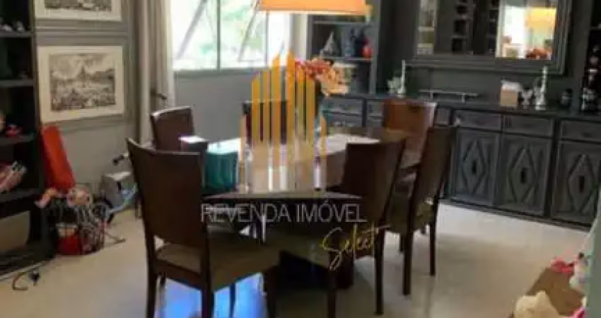 Apartamento residencial  de 198 m2, possui 4 dormitórios (4 suítes), 3 vagas, à venda em itaim bibi.