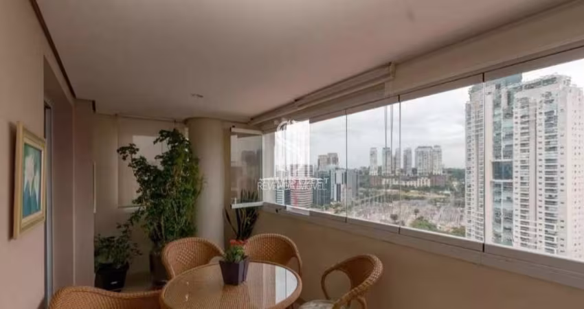 Apartamento de 120m² com 3 dormr/2 Suítes, 3 banheiros, 4 vagas no Brooklin. Condominio The View no