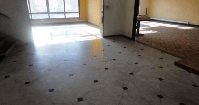 PRÉDIO COMERCIAL À VENDA - DE 827M² COM 10 SALAS, 9 BANHEIROS, TERRAÇO E 5 VAGAS LOCALIZADO NA LUZ.