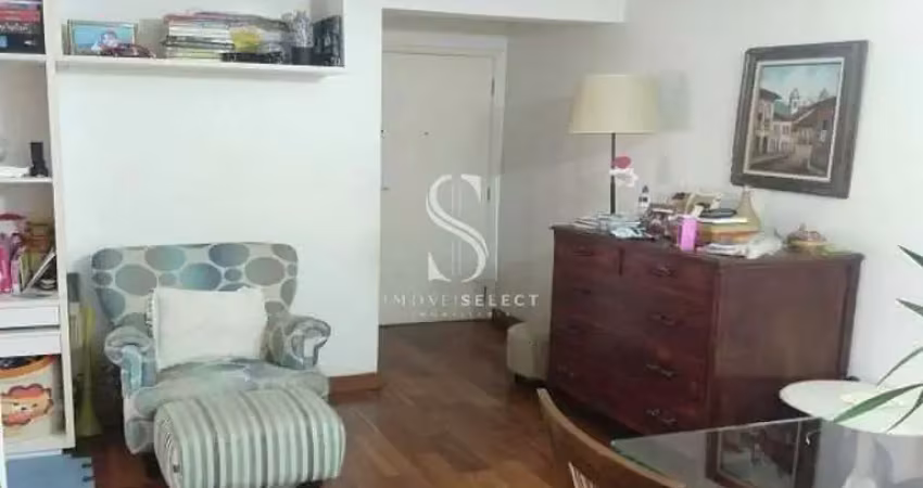 Apto em ótimo estado, com armários embutidos ,2 quartos , 3 banheiros e 2 vagas. vila olimpia condom