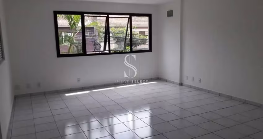 Edifício madrid. conjunto comercial com 47m² 03 salas, 02 banheiros e 02 vagas.  no bairro -  saúde.