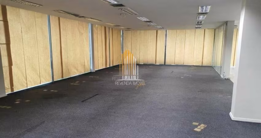 Prédio Comercial de 1550m²  com 16 vagas de estacionamento na Chácara Santo Antônio (Zona Sul) .