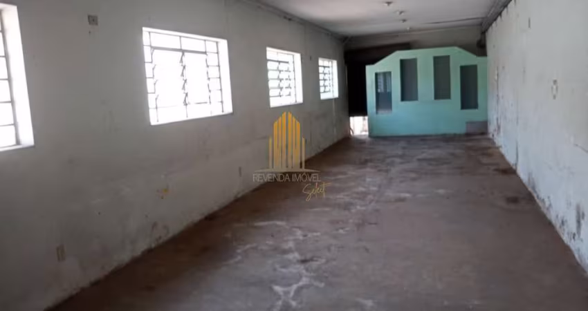 Santo Amaro - SP, Galpão de 480m² com 5 salas, 2 banheiros, 15 vagas.