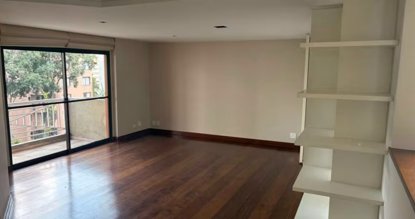 Monte Rosso em Indianópolis, Apartamento à venda de 180m² com 3 suítes, 5 banheiros, 3 vagas.