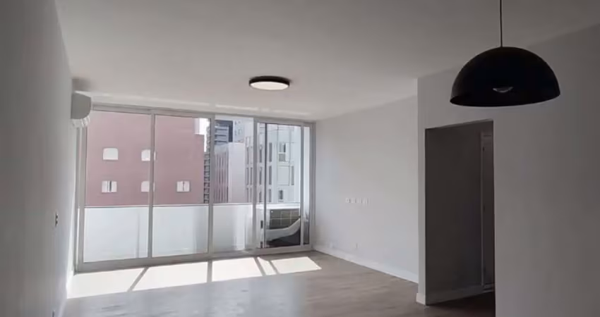 Lord Nelson em Cerqueira Cesar, Apartamento de 152m² com 3 dormitórios, 1 suíte,1 vaga.