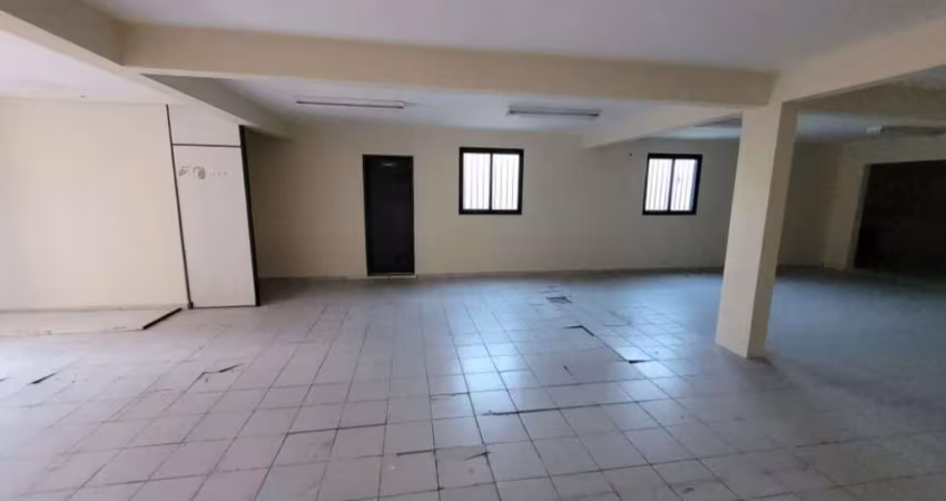 Vila Maria, Prédio Comercial de 650m² com 10 vagas.