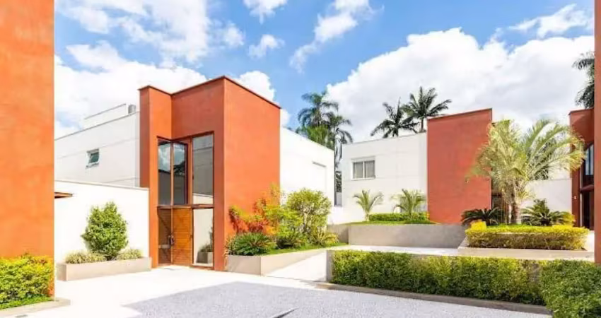 Condomínio Porto Fino, Casa à venda com 4 suítes, piscina e 5 vagas. Conforto, sofisticação e lazer