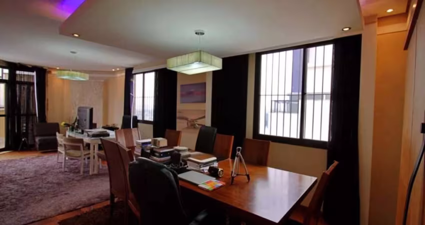 Condomínio Villagio Di Livorno em Morumbi - Cobertura duplex de 490m² com 4 suítes e 4 vagas.