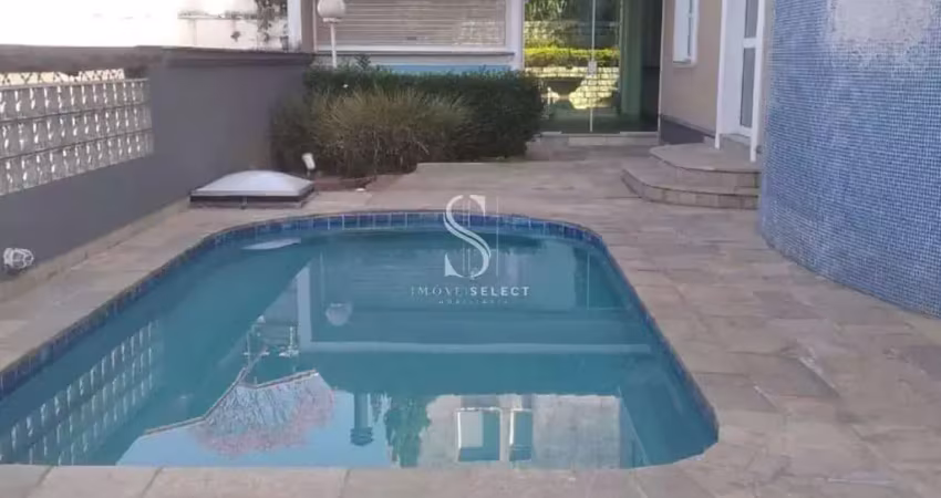 Morumbi - casa de 700m² com 4 dormitórios, 3 suítes, piscina e 6 vagas.