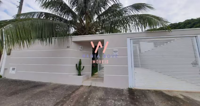 Casa a 150m da Praia, com 4 dormitórios à venda, 236 m² por R$ 1.500.000 - Cigarras - São Sebastião/SP