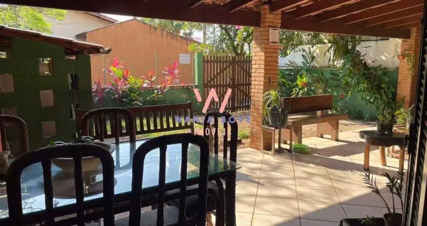 Casa a 100m da praia, 3 dormitórios à venda, 160m² por r$ 870.000 - praia do capricórnio - caraguatatuba/sp