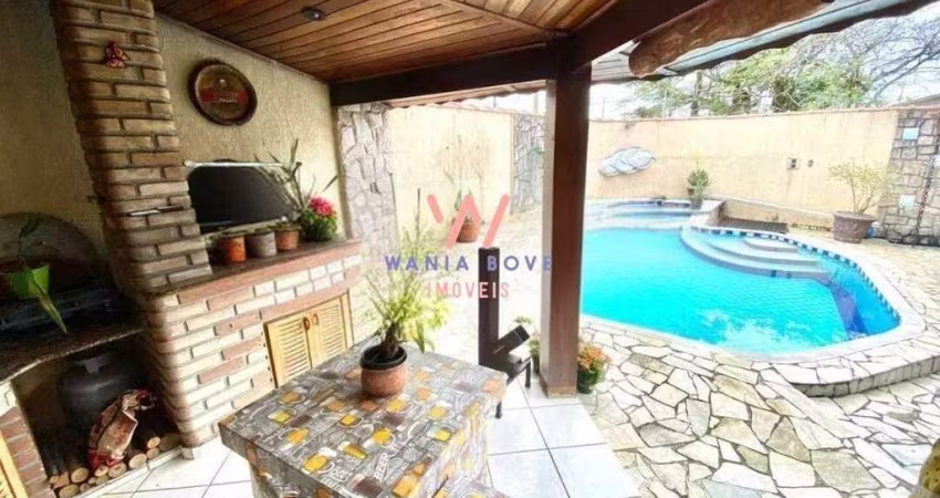 Sobrado com 4 dormitórios à venda, 180 m² por R$ 1.280.000,00 - Indaiá - Caraguatatuba/SP