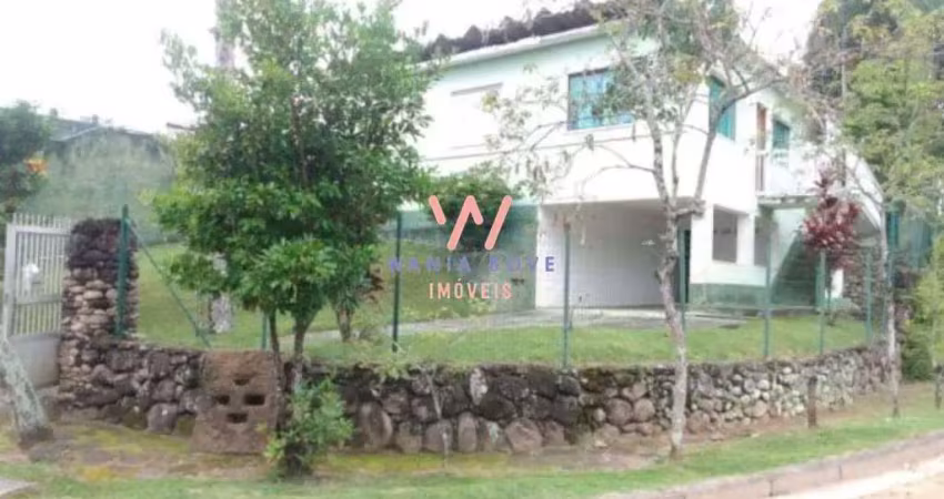 Sobrado a 400m da praia, com 2 dormitórios à venda, 113 m² por r$ 650.000 - massaguaçu - caraguatatuba/sp