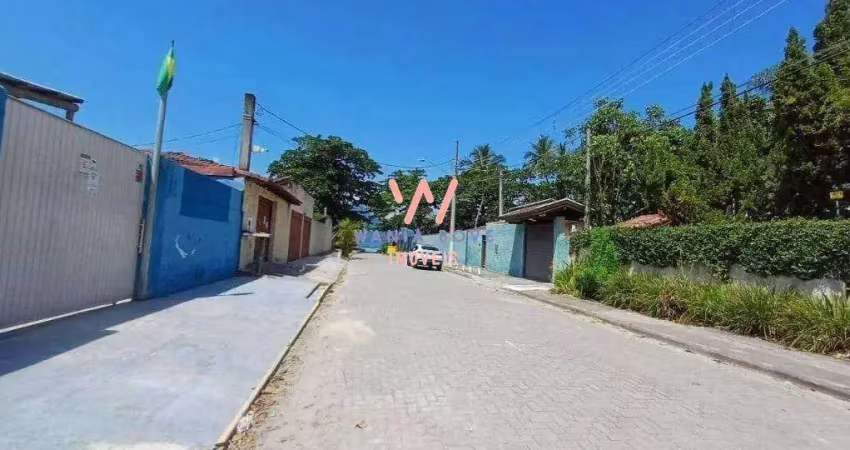 Casa a 50m da praia, com 3 dormitórios à venda, 276m² por r$2.100.000 - barequeçaba - são sebastião/sp