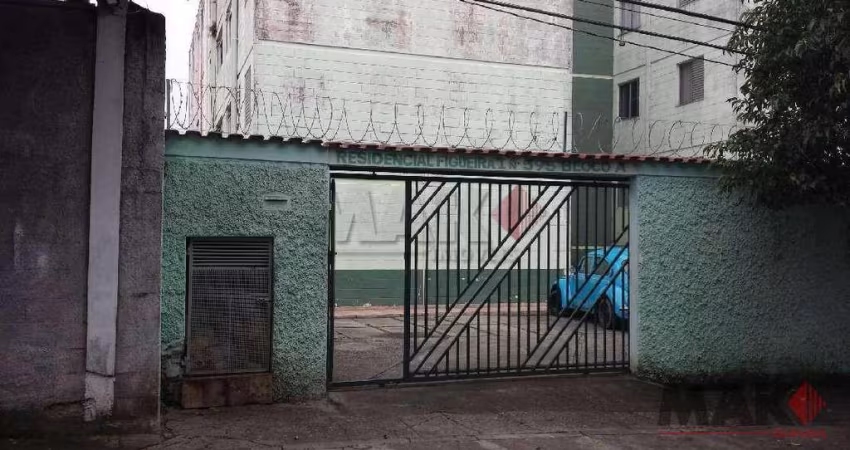 Apartamento com 2 dormitórios à venda, 71 m² por R$ 180.000,00 - Vila Figueira - Suzano/SP