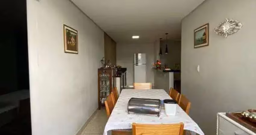 Oportunidade!!! duas lindas casas a venda no bairro ponte preta ubá mg .