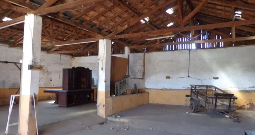 Sala comercial no bairro centro na cidade de  agudos;