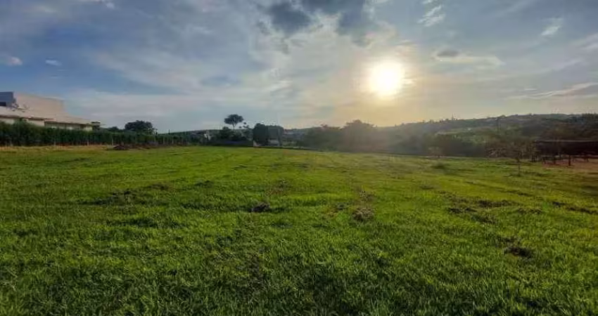 Terreno no bairro recanto dos nobres na cidade de  agudos;