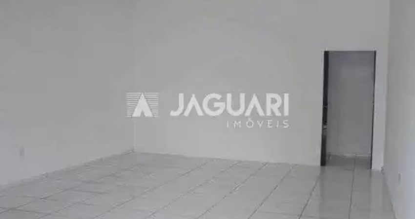 Sala comercial no bairro centro na cidade de  agudos;