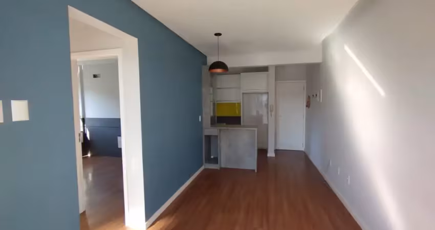 Belíssimo apartamento semi mobiliado com sacada com churrasqueira em areias