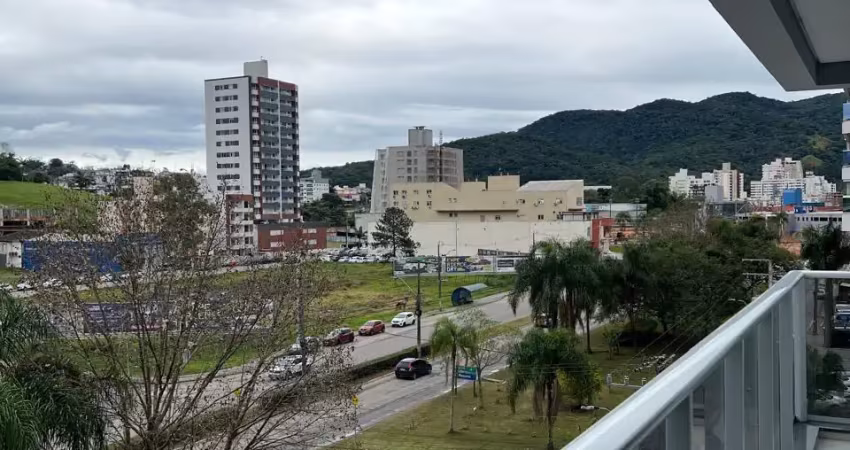 Belíssimo apartamento semi mobiliado no bairro pedra branca