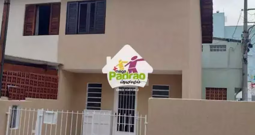 Casa com 2 quartos, Centro, Guarulhos - R$ 343 mil, Cod: 8415