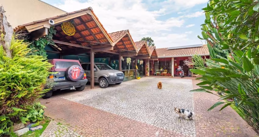 Casa ampla com edícula e 3 quartos no Campina do Siqueira, em Curitiba - 266 m² | Ref 337