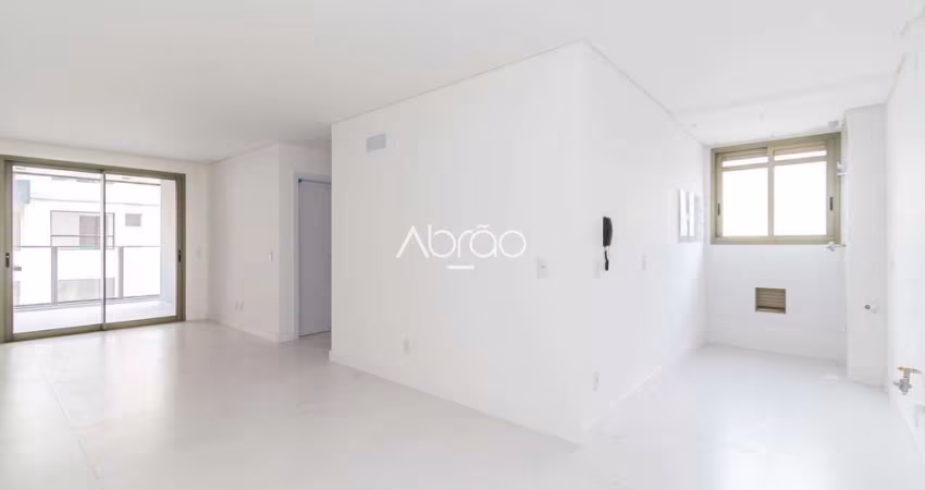Apartamento à Venda no Grigio, Água Verde – 2 Quartos, 77 m² e Sacada com Churrasqueira | Ref 504