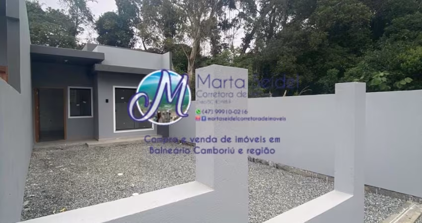 Casa Geminada com 2 dormitórios na Quinta dos Açorianos em Barra Velha-SC