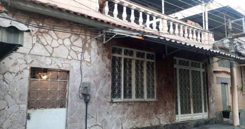 Casa à venda, 140 m² por R$ 140.000,00 - Cascadura - Rio de Janeiro/RJ