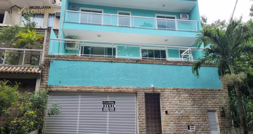 Casa com 3 dormitórios à venda, 198 m² por R$ 760.000,00 - Vila Valqueire - Rio de Janeiro/RJ
