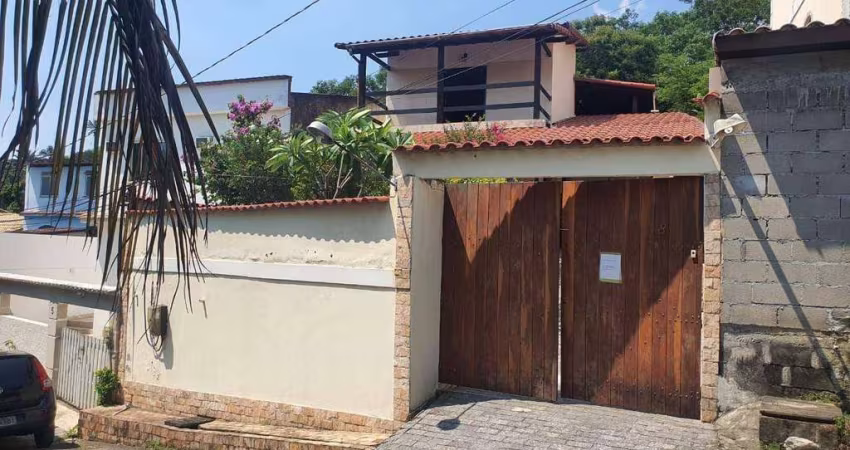 Casa à venda, 326 m² por R$ 950.000,00 - Vila Valqueire - Rio de Janeiro/RJ