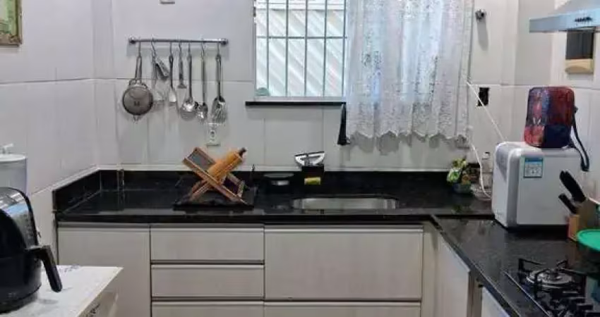 Casa com 3 dormitórios à venda, 140 m² por R$ 480.000,00 - Bento Ribeiro - Rio de Janeiro/RJ