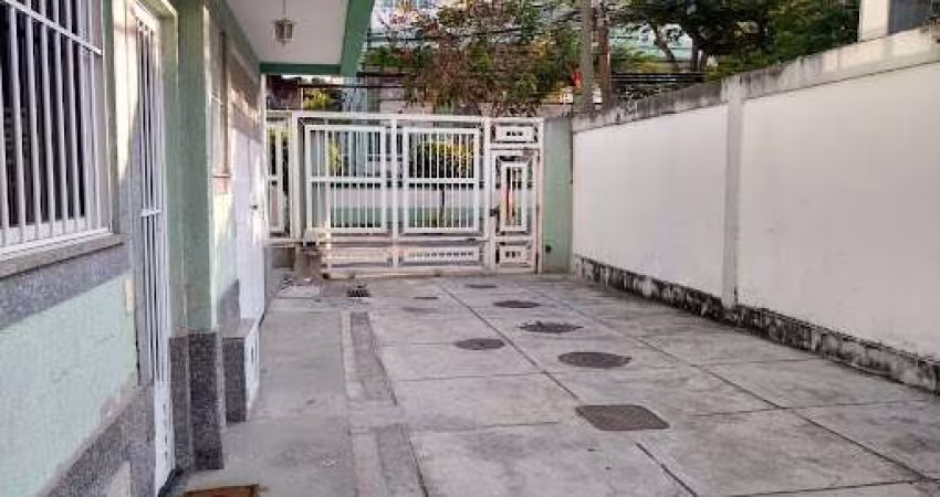 Casa à venda, 150 m² por R$ 340.000,00 - Praça Seca - Rio de Janeiro/RJ