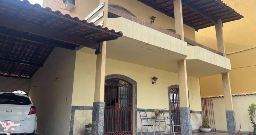 Casa com 3 dormitórios à venda, 245 m² por R$ 950.000,00 - Vila Valqueire - Rio de Janeiro/RJ