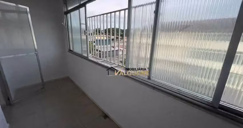 Apartamento com 3 dormitórios à venda, 80 m² por R$ 290.000,00 - Marechal Hermes - Rio de Janeiro/RJ