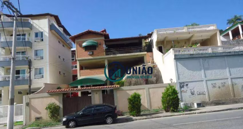 Casa com 4 quartos à venda, 377 m² por r$ 890.000 - itacoatiara - niterói/rj