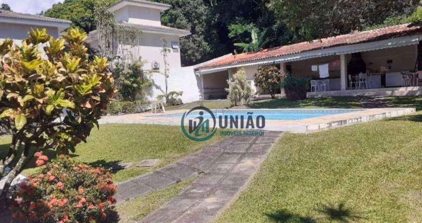Casa com 4 quartos à venda, 400 m² por R$ 2.200.000 - Itaipu - Niterói/RJ