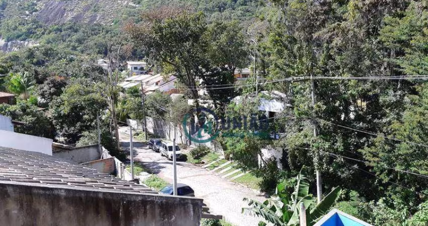 Casa com 10 quartos à venda, 200 m² por R$ 1.200.000 - Itaipu - Niterói/RJ