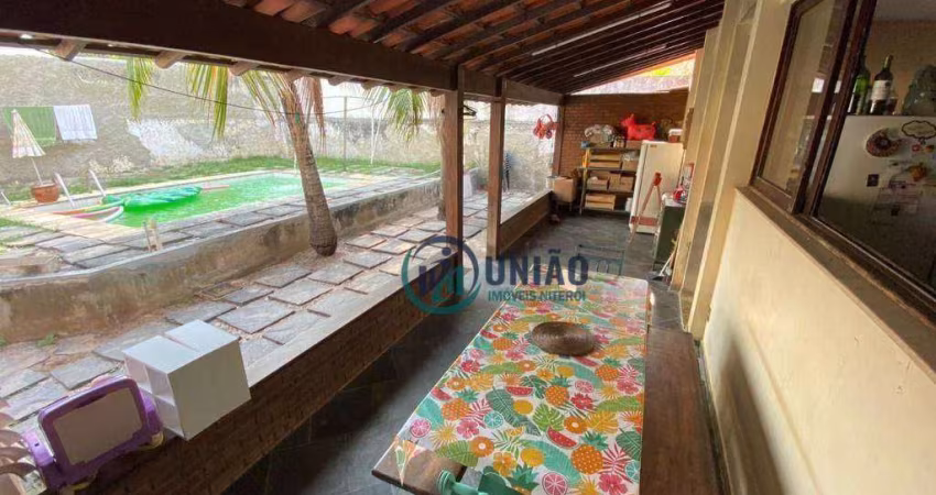 Casa com 4 quartos à venda, 260 m² por R$ 1.850.000 - Piratininga - Niterói/RJ