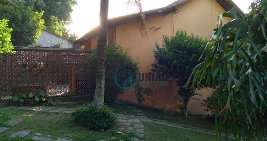 Casa com 5 quartos à venda, 209 m² por R$ 690.000 - Maravista - Niterói/RJ