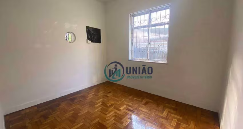 Casa com 2 quartos à venda, 100 m² por R$ 450.000 - Santa Rosa - Niterói/RJ