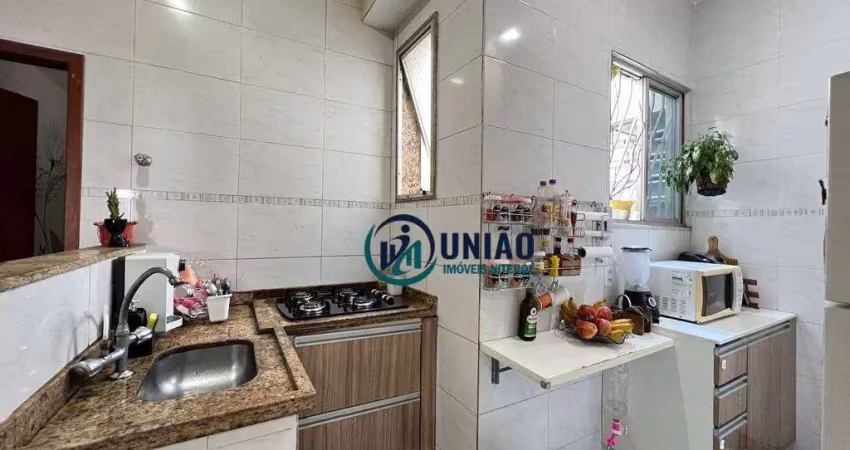 Lindo apartamento com 2 dormitórios, vista livre, excelente localização !