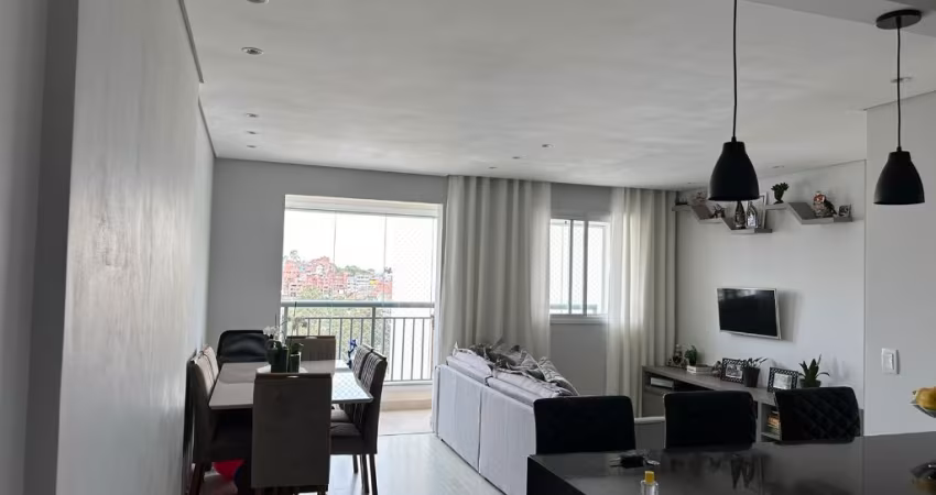 Lindo apartamento com 3 dormitórios na Vila Andrade.
