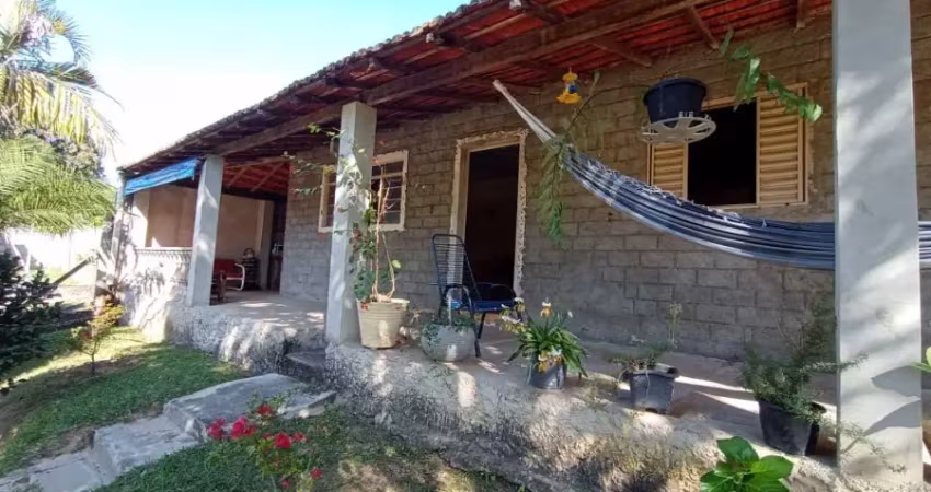 Chácara 1000m² em araçoiaba/ 2 dorm./ varanda/ árvores frutíferas