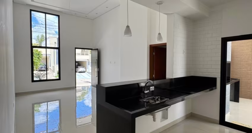 Casa térrea em cond./ 3 Suítes/ Área Gourmet/ 4 Wc´s/ Ac. Av. Elias Maluf