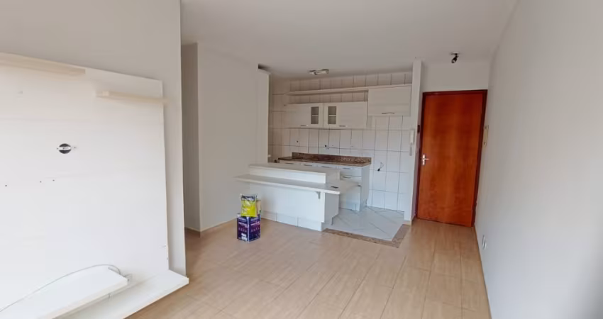 Apto térreo/ 2 Dorm./ Sacada/ Ac. Av. Dr. Armando Pannunzio/ Só R$ 240 mil